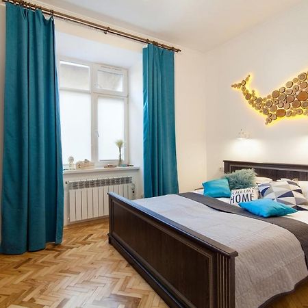 לבוב Apartment On Krakivska Street מראה חיצוני תמונה